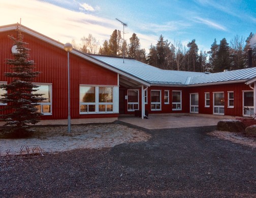 Harkmeri skola2