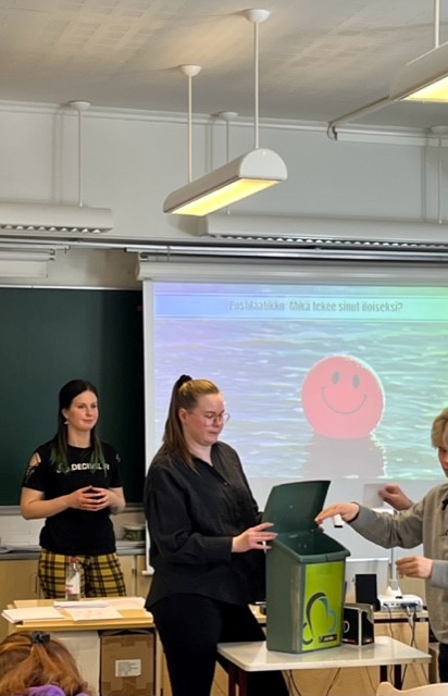 Desibel info yläkoululaisille