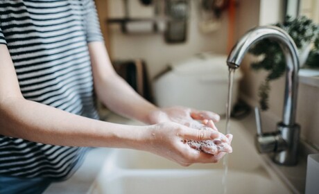 6 Puhdas vesi ja sanitaatio