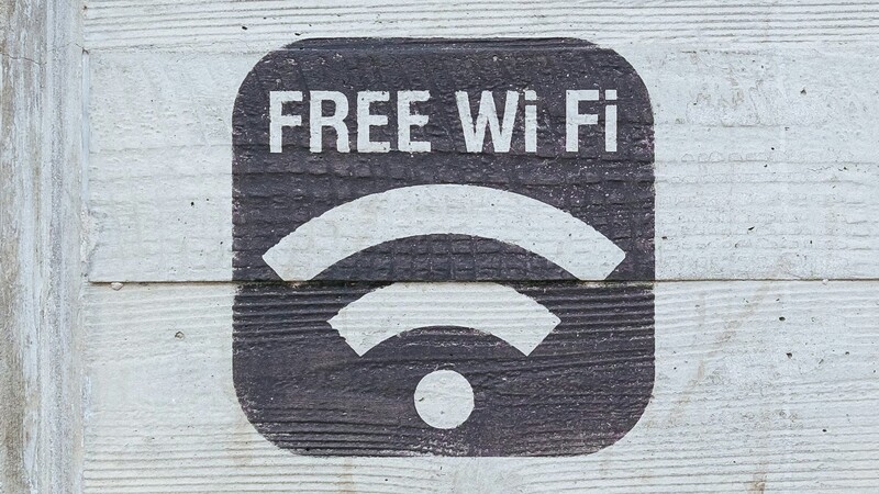 Här kan du kostnadsfritt använda wifi i Kristinestad