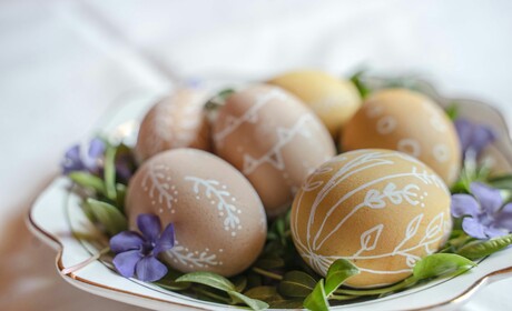 SpråkSilta-hanke järjestää pääsiäismyyjäiset Kulttuuritalo Duxissa 25.3.2026.